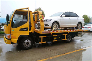 禹王台附近拖车救援24小时服务热线